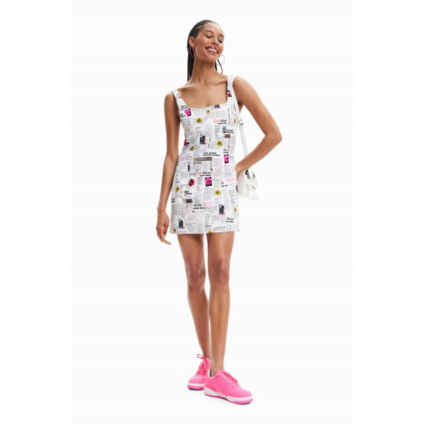Robe courte bretelles journal