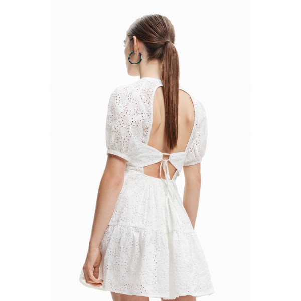 Robe courte broderie suisse