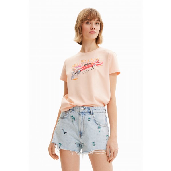 T-shirt slim illustration