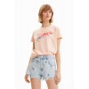 T-shirt slim illustration