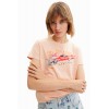 T-shirt slim illustration