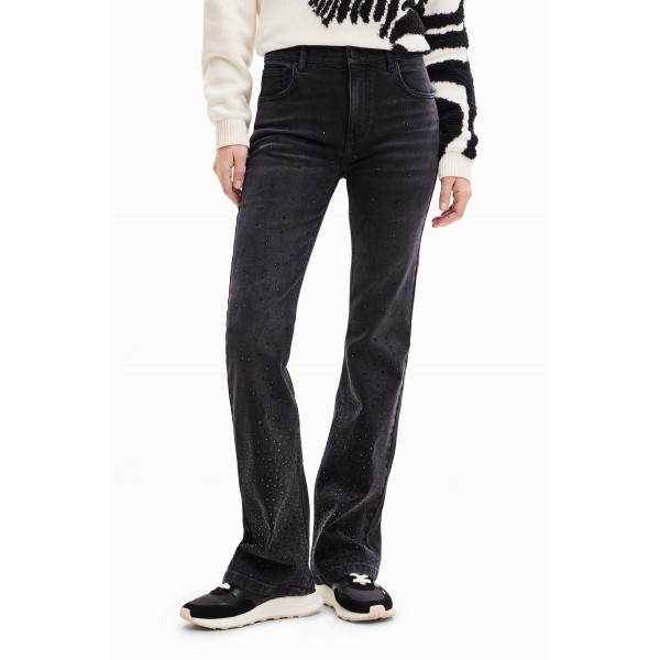 Jean flare clous
