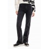 Jean flare clous