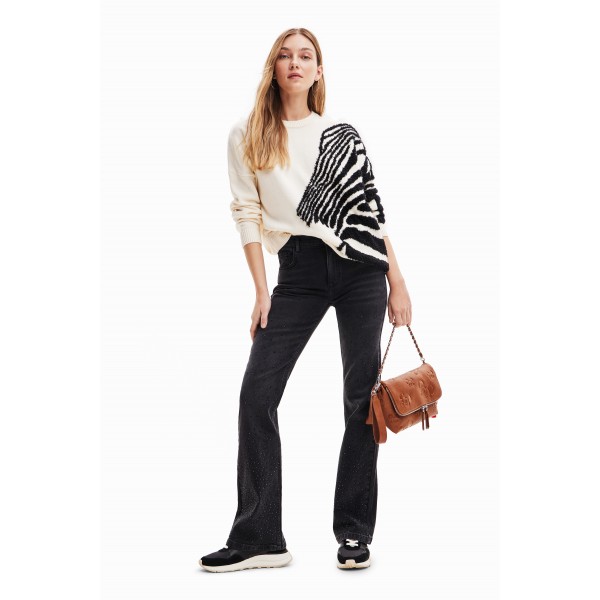 Jean flare clous
