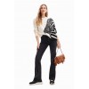 Jean flare clous